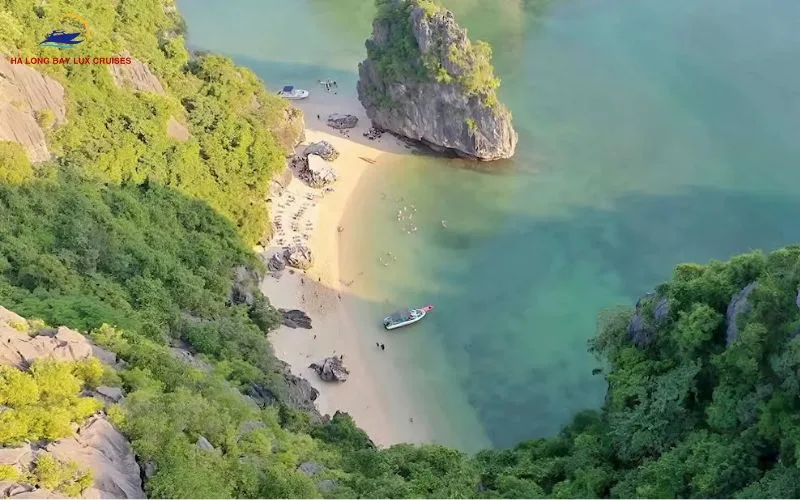 VAT and service fees - Hidden fees to watch out for when booking a cruise