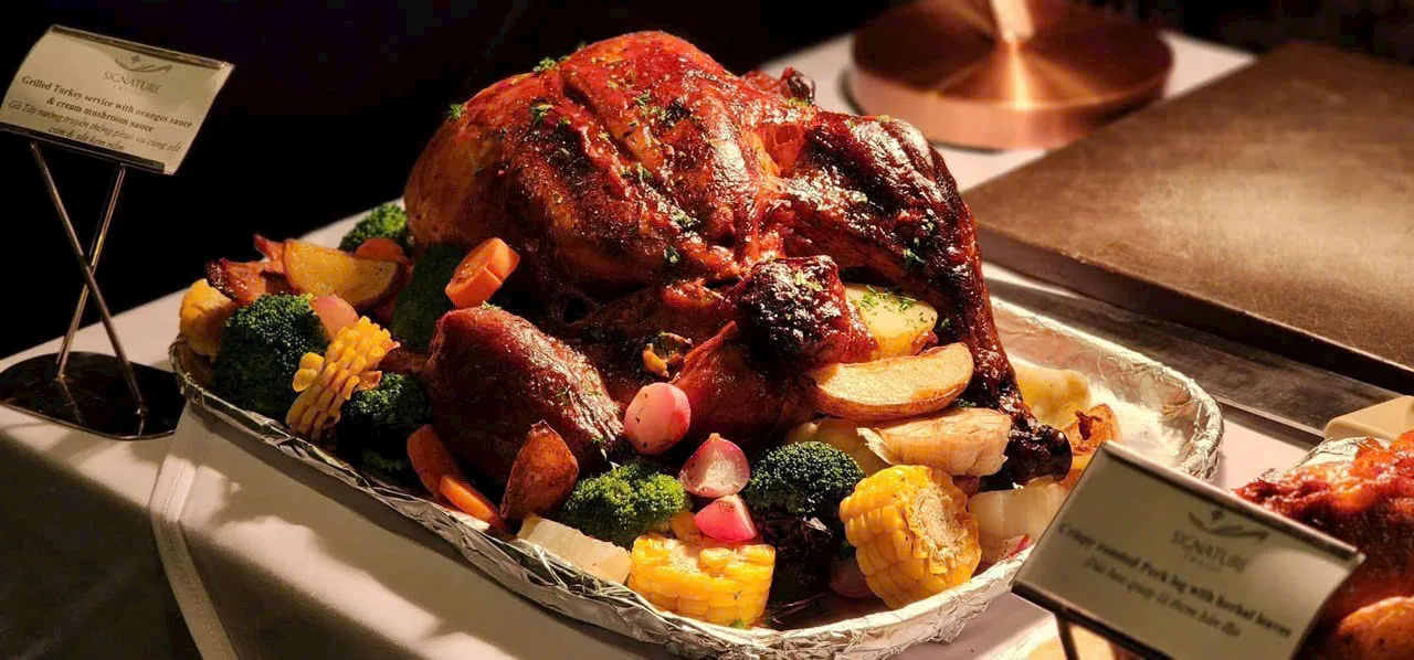 Halong Bay Festive Season Cruise 2025–2026: Top 15 Experiences