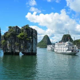 Last minute Halong Bay cruises