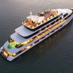 5-star luxury cruise