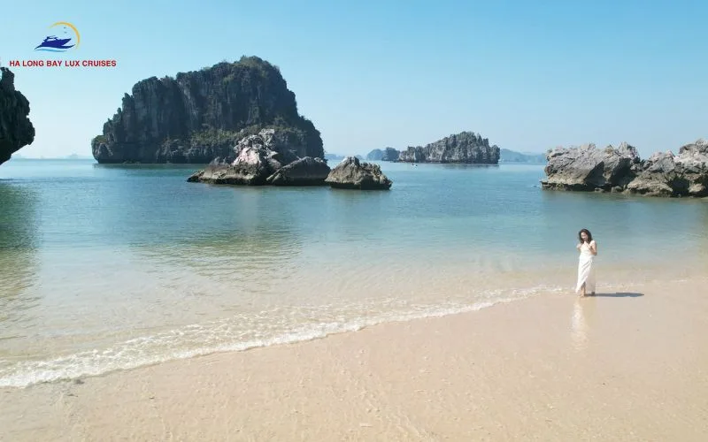 Swimming at Bai Chay beach