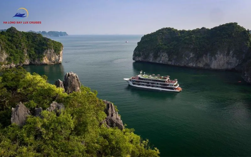 5 star hotels in Halong Bay Vietnam