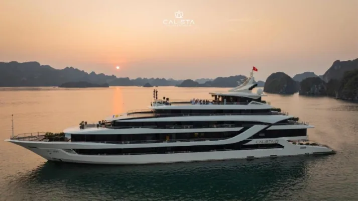 Book Halong Bay Cruise from the Philippines