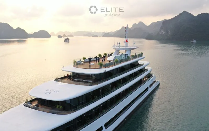 Overview of Elite of the Seas Cruise Halong Bay