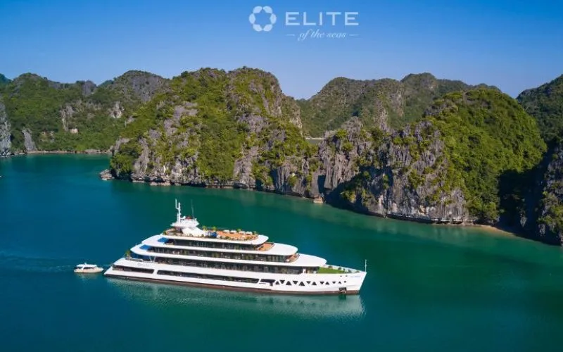 review-elite-of-seas-cruise-halong-bay-2