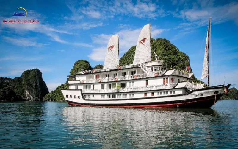 Bai Tu Long Bay 1 Day Cruise: An Ideal 6-Hour Journey to Avoid the Crowds