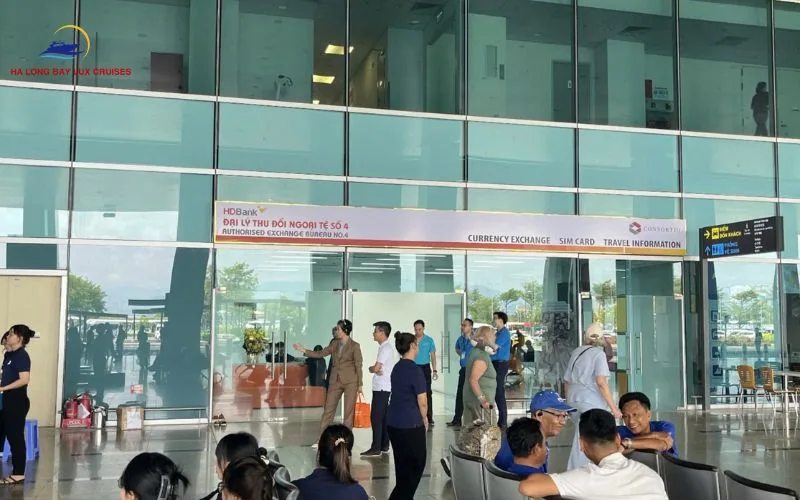Why You Should Buy SIM Card at Hanoi Airport Upon Arrival