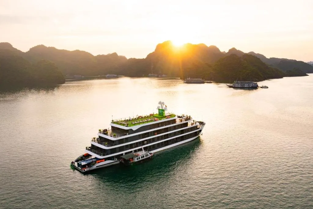 Velar of the Seas