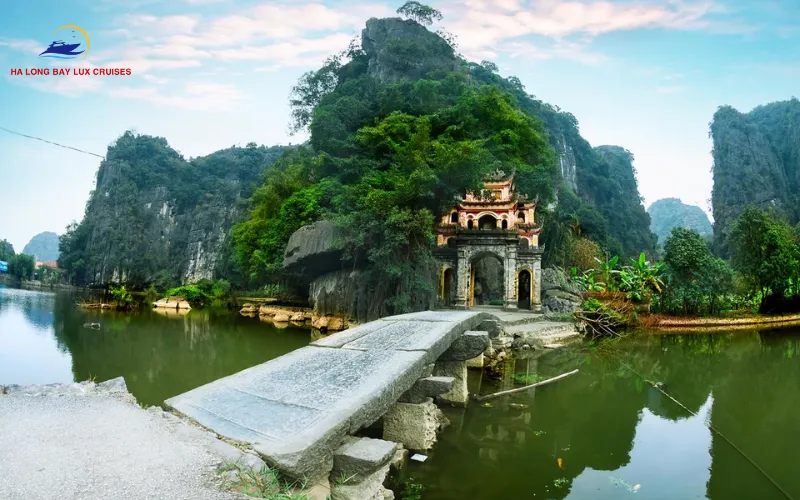 Top Attractions in Ninh Binh Vietnam: The Ultimate 2026 Sightseeing Guide