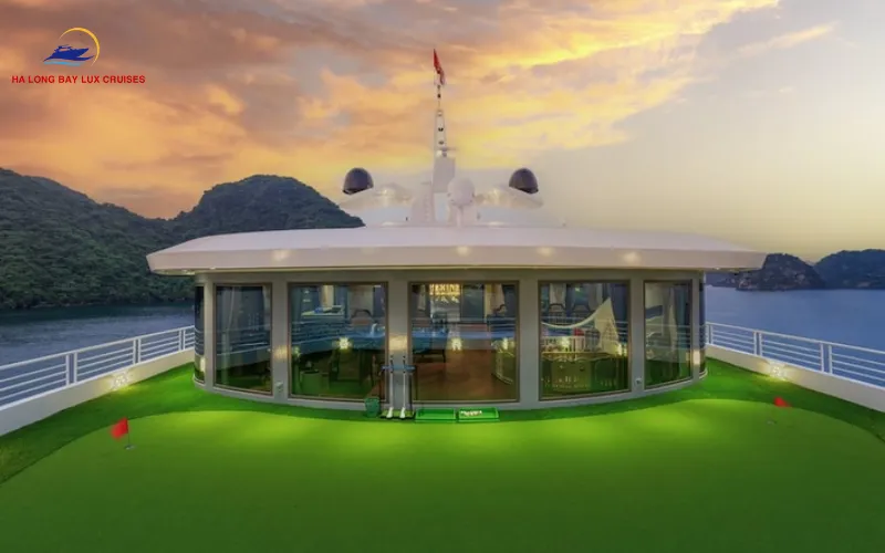 What Makes the Catherine Cruise Dining So Exceptional?