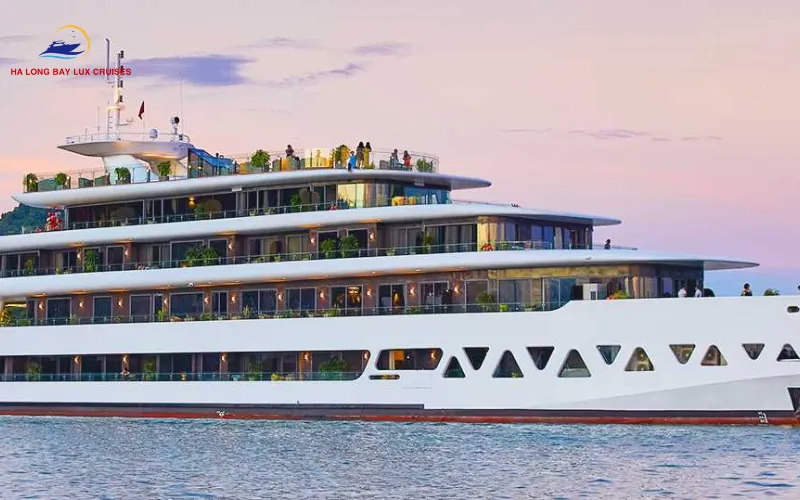 Combining Land & Sea Voyages with Ha Long Bay Luxcruises
