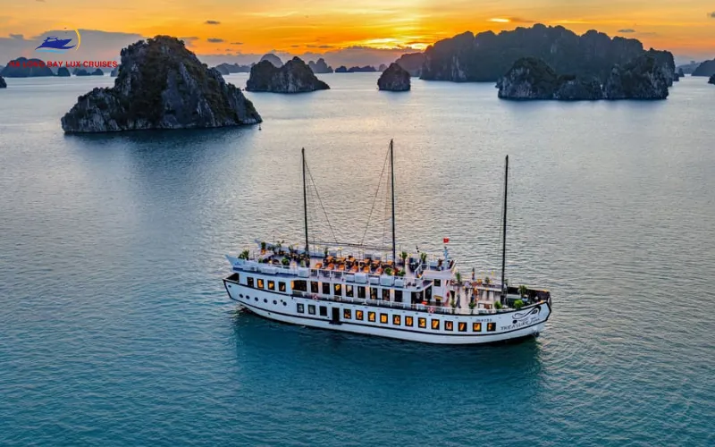 Bai Tu Long Bay Cruise Minibar: Luxury Suite In-Room Beverage Guide