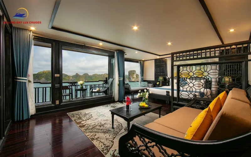 The Pros & Cons of Choosing a Cruise Cabin Near Public Areas